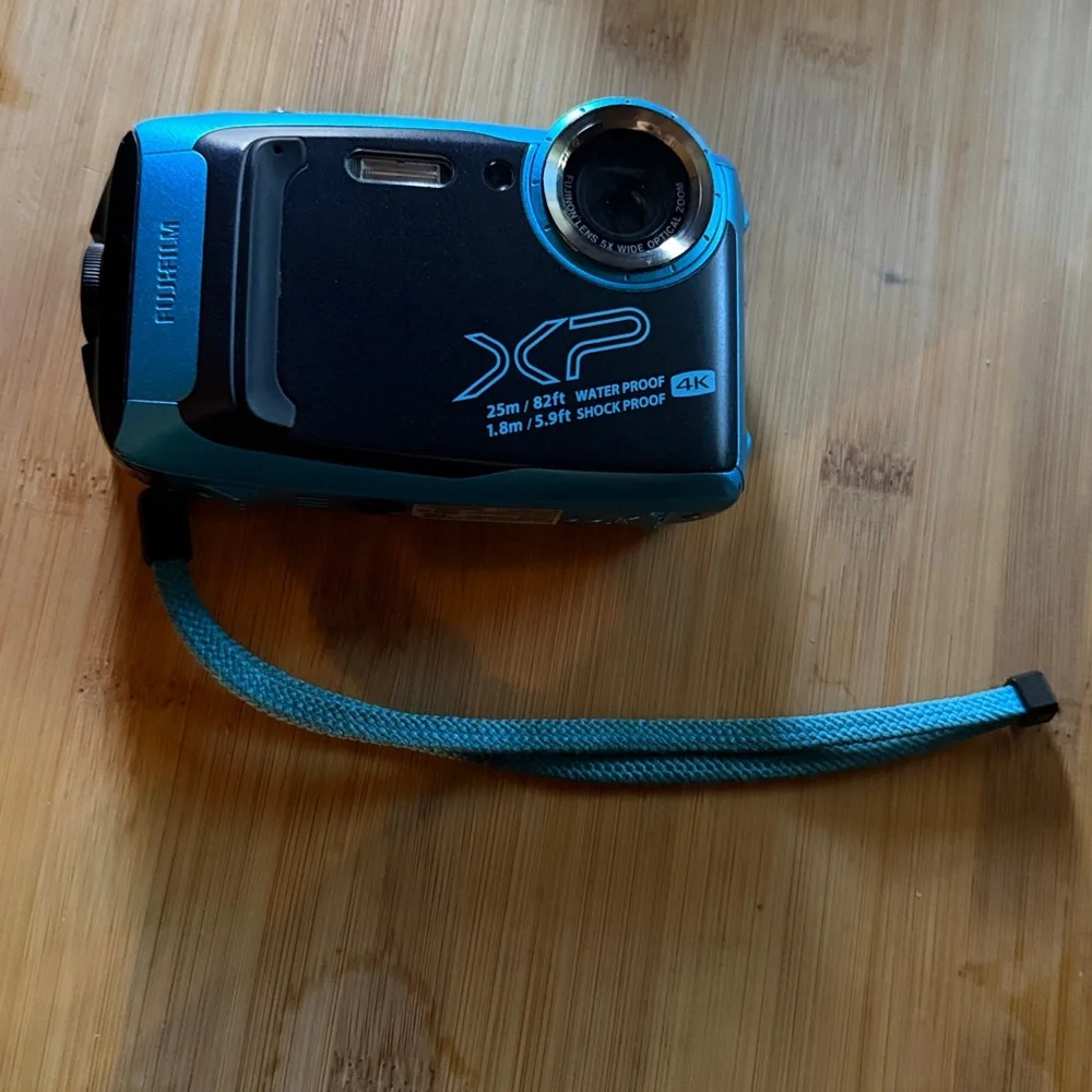 FujiFilm FinePix XP140 4K 16.4 MP Shock/Waterproof Compact Digital Camera